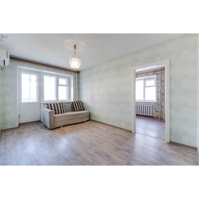 Продается трехкомнатная квартира 