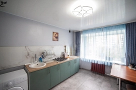 Продам 2 комнаты в коммунальной квартире в индустриальном районе