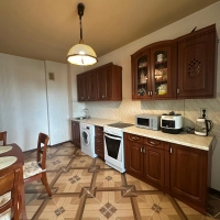 Продам просторную 4-х к.квартиру.